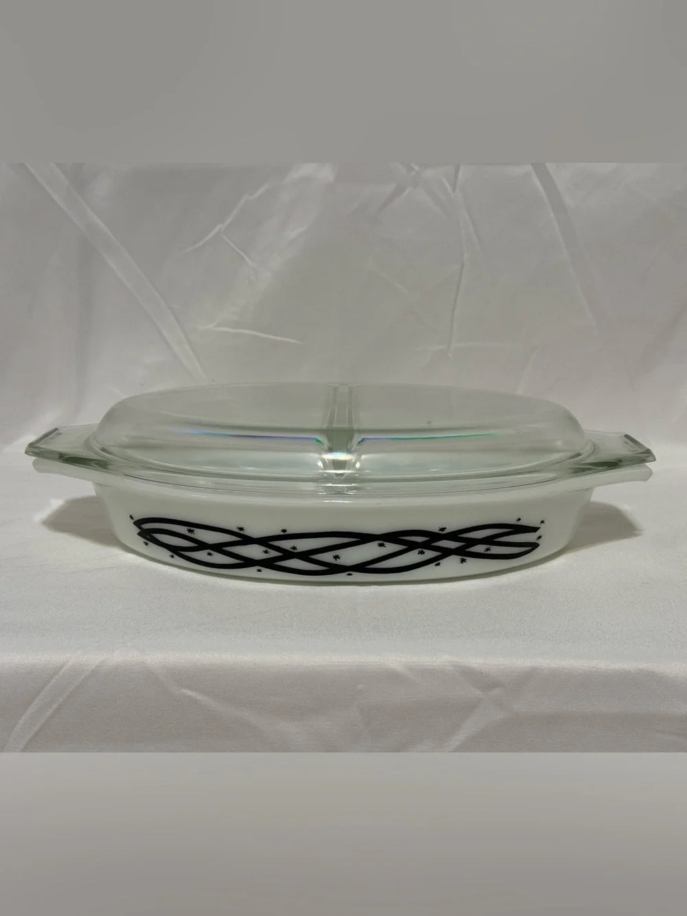Pyrex Barbed Wire Divided Casserole Dish